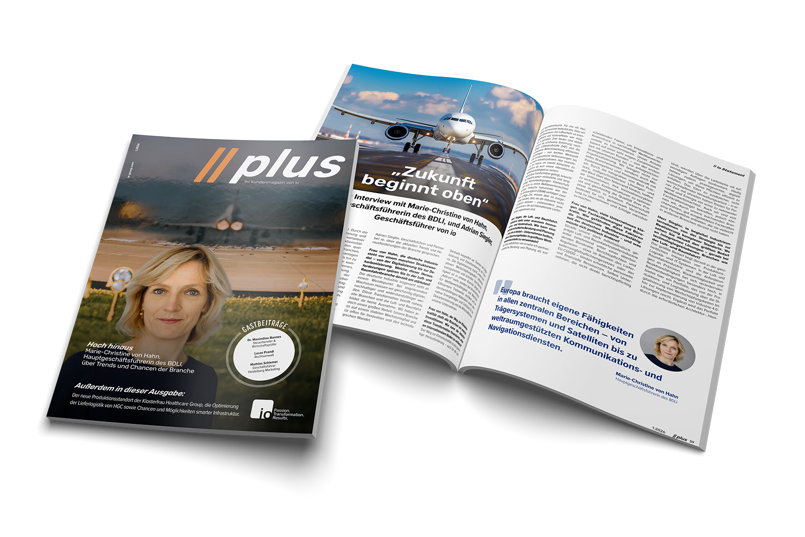 Bild zeigt das Kundenmagazin geschlossen und aufgeschlagen