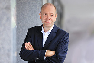 Hans-Jürgen Budde Senior Business Unit Manager Pharma 