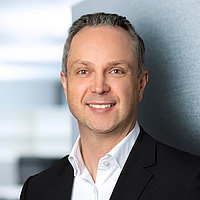 Portrait Adrian Siegler