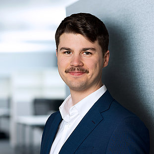 Steven, Auszubildender