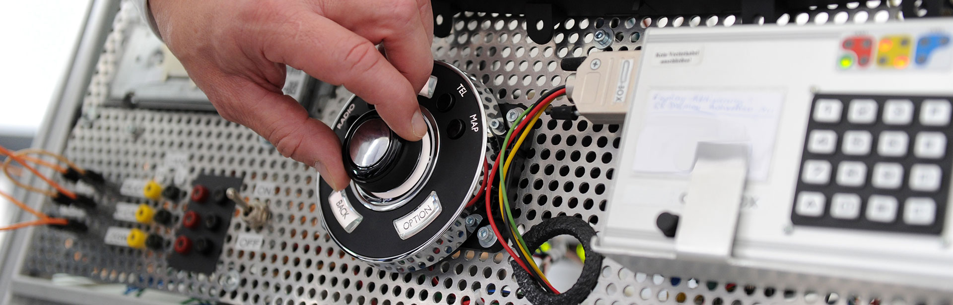 Close-up of the operation of an eletronic device
